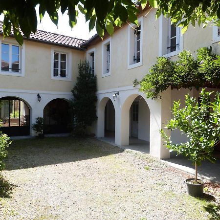 Bed and Breakfast De L'Autre Cote Garlin Zewnętrze zdjęcie