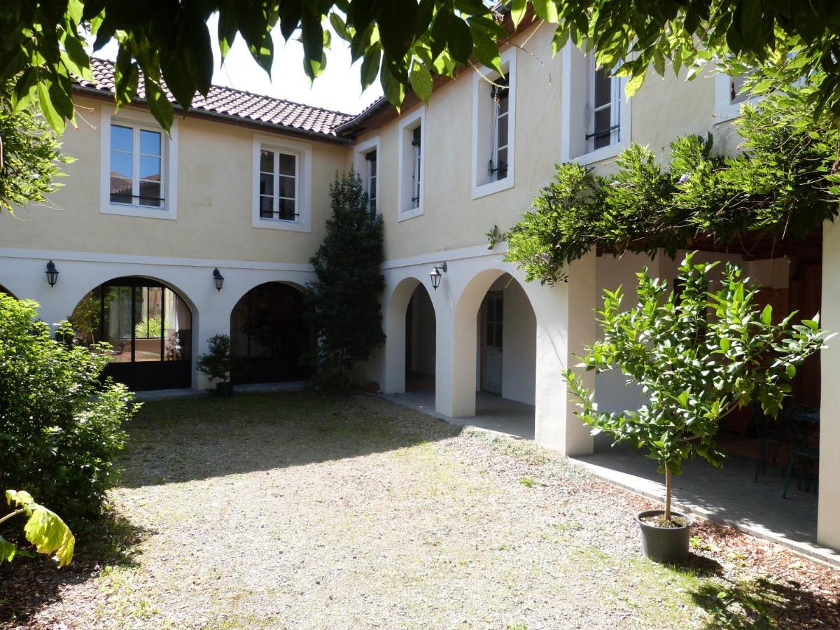 Bed and Breakfast De L'Autre Cote Garlin Zewnętrze zdjęcie