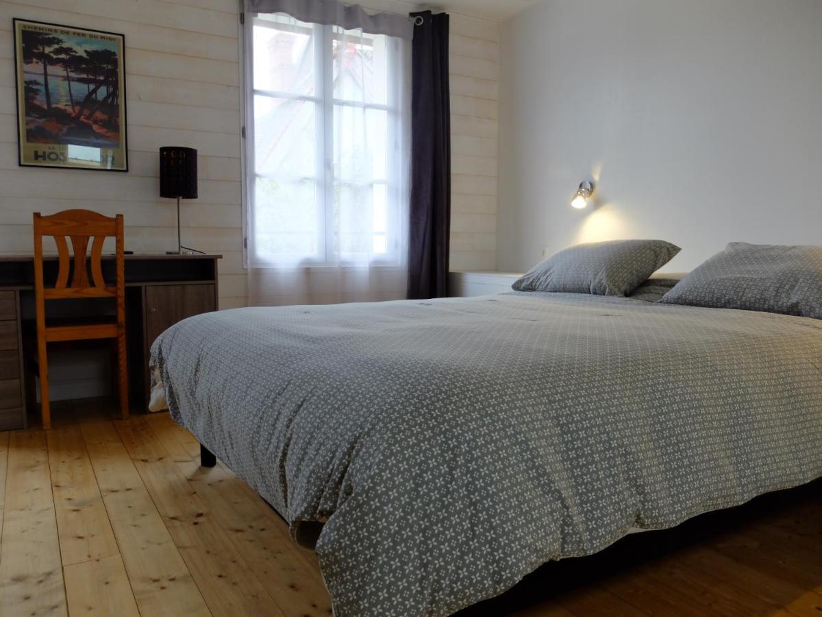 Bed and Breakfast De L'Autre Cote Garlin Zewnętrze zdjęcie